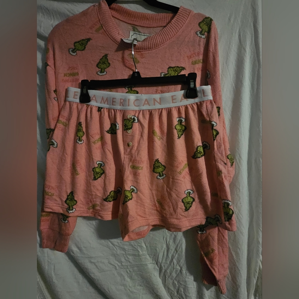 American Eagle Outfitters Pink Grinch Pj Set